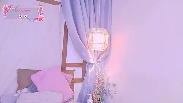 RenataLeclair webcam