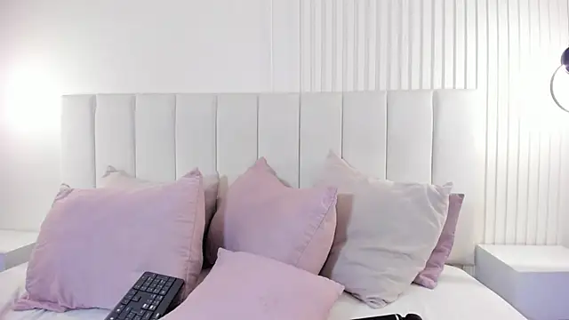 sweet_shanaia - Sweet_shanaia's free webcam - UK Sex Cams