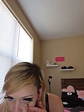 AmethystFoxx webcam