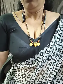 bhuvana_555 webcam