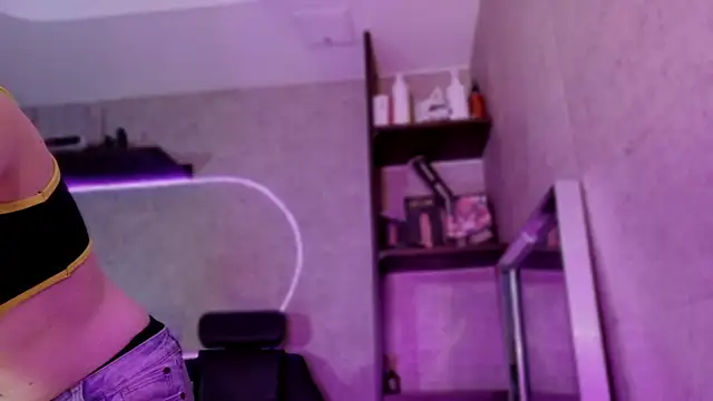 Lexavega_ webcam