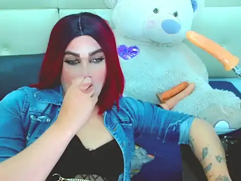 NharaBigCock live cam on StripChat