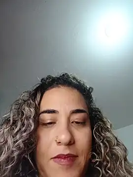Melina-54