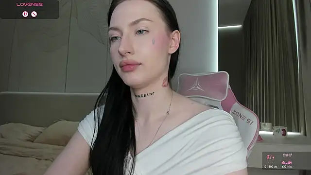 JenniferQueen11 webcam