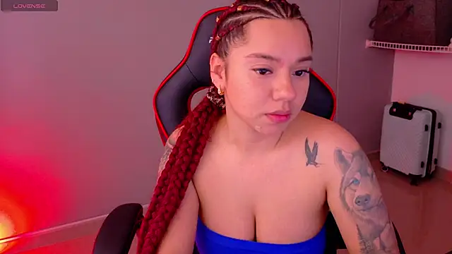 samantha_tattu webcam