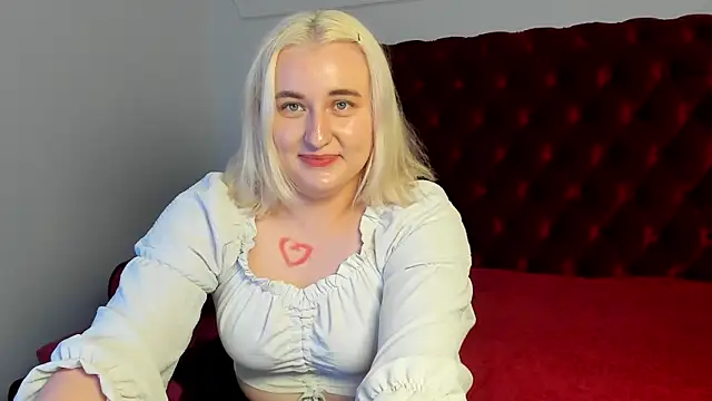 LioraArdyn live cam on StripChat