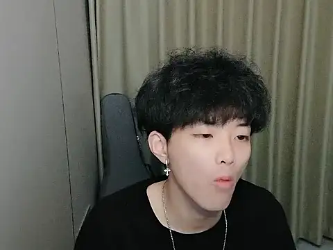wssoo11 live cam on StripChat
