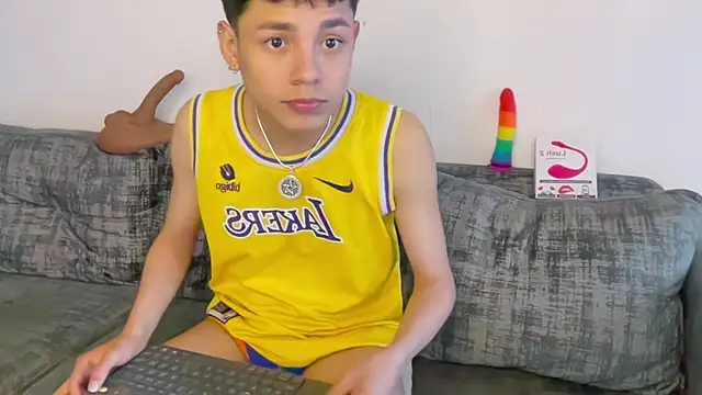 andy_belier23 (M twink) - super cum show..