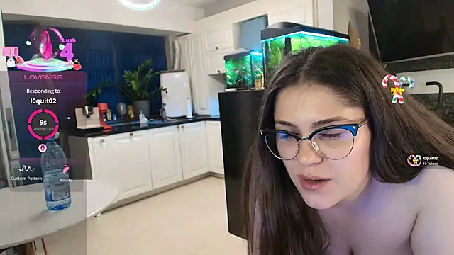 Layla- webcam