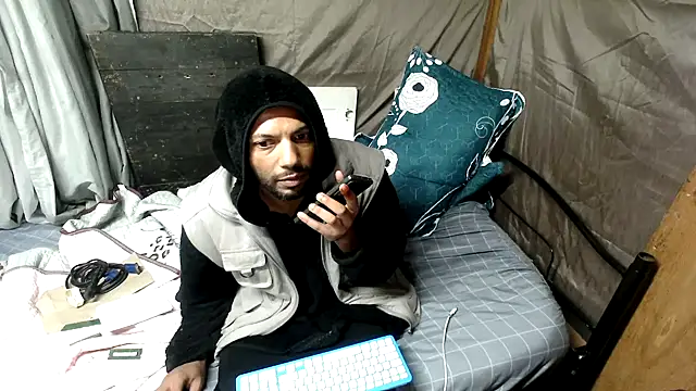 Camodick live cam on StripChat