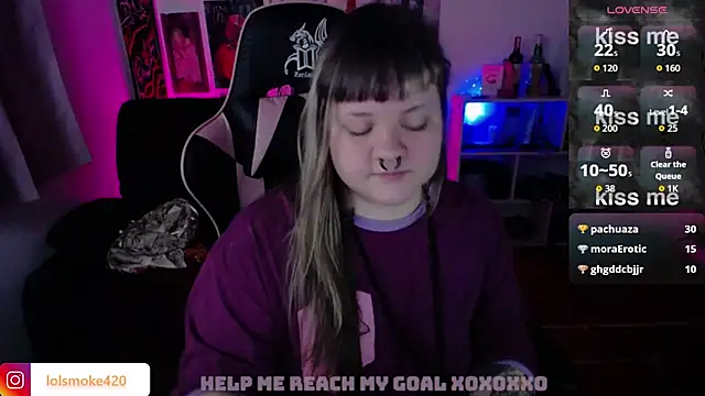 Bdsm_and_fries webcam