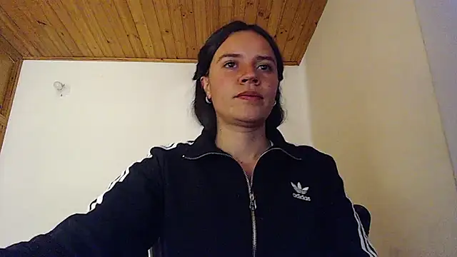 Shanel_Lozano live cam on StripChat