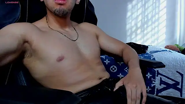Tommy_Bred webcam