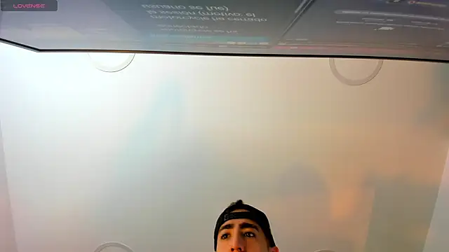 Donovan_Desmond webcam