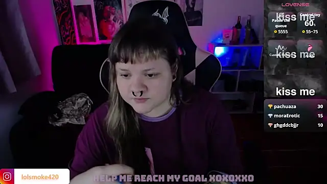 Bdsm_and_fries webcam