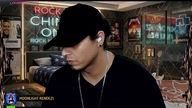 chino_roz webcam