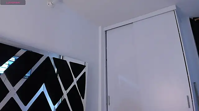 Anniewine_ webcam