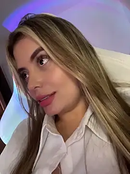 Miss_valeriaa live sex cam