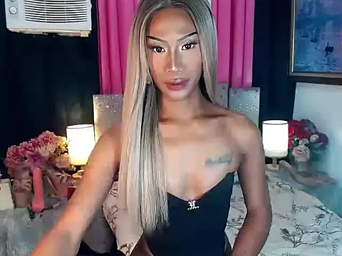tarah_mc_actressex - Tarah_MC_Actressex's free webcam - UK Sex Cams
