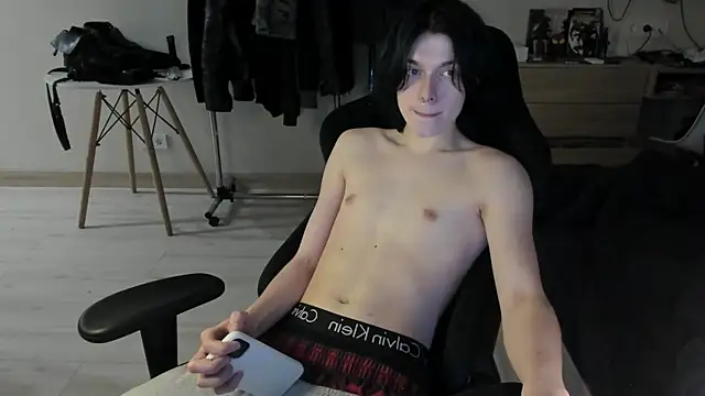 JohnGaliano live cam on StripChat