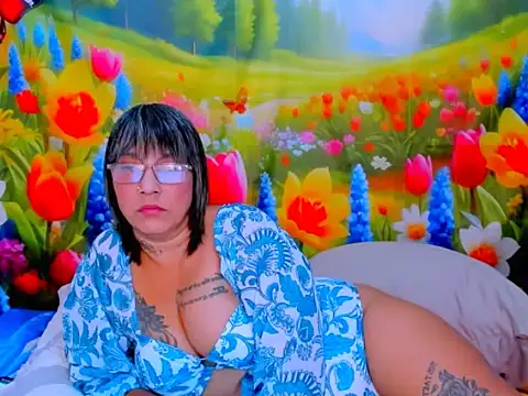 indianroxy live cam on StripChat