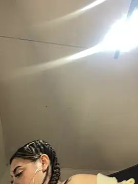 IvySanchez_Pinkk