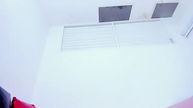 Cleopatra_Trans webcam