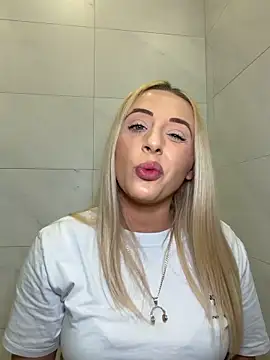 Strongqueen live sex cam