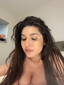 IrisBlues live cam on StripChat