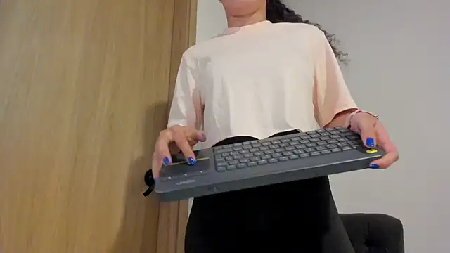 MiaRouseex live cam on StripChat
