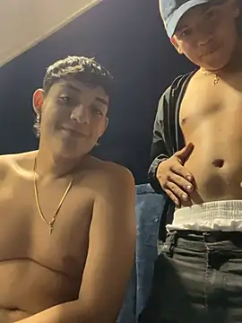 Emannuel__777 live cam on StripChat