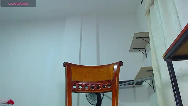 ashelymalefica live cam on StripChat