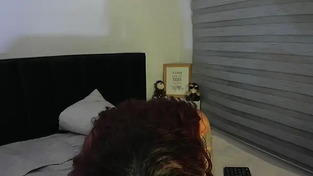 melanie_roux__ webcam