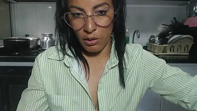 kateleyagrey webcam