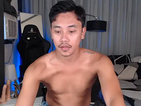 alexsuckable01 live cam on StripChat