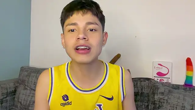 Bldavioro45 - Male webcam sex chat