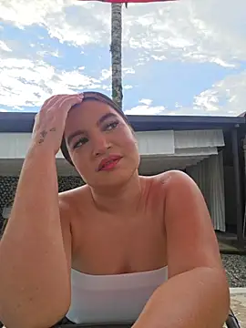 Pretty_Julieta webcam