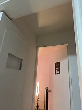 MiilaBlake webcam