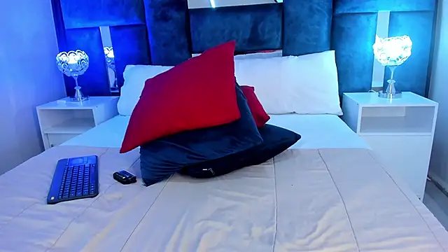 AmmyJones_ webcam