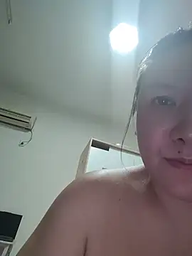LILYsweetfcup webcam