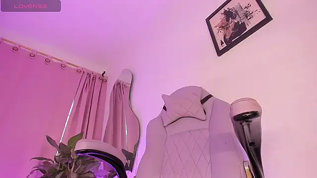 Mara_royal webcam