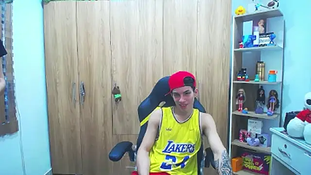 Pride_couple webcam