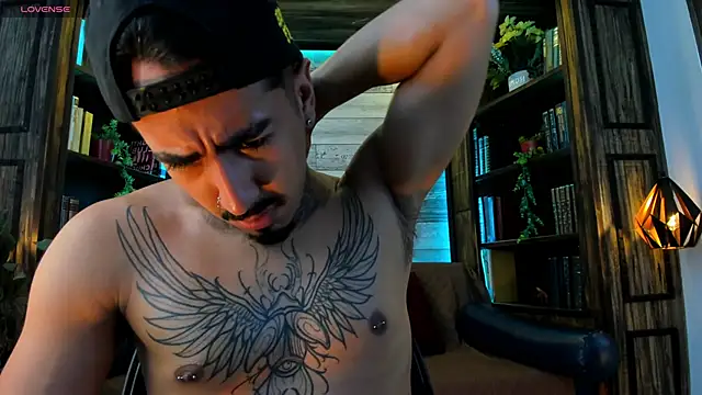 Donovan_Desmond webcam