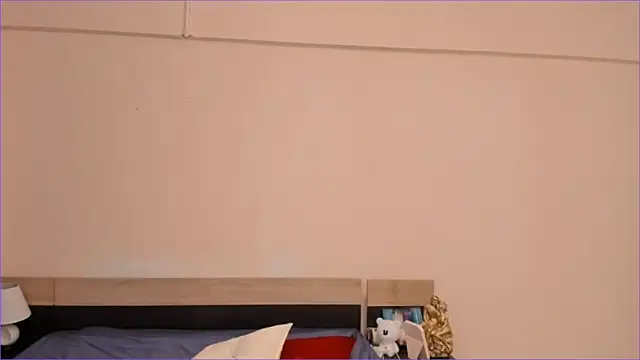 wavelover live cam on StripChat