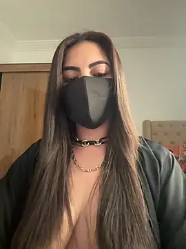Hot-Sarah-arab