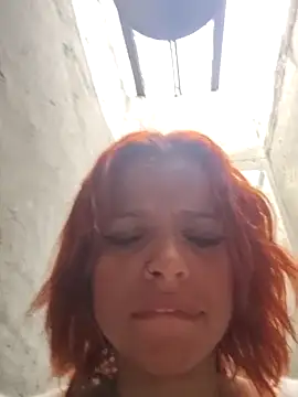 cataleya_16 (F young) - Off Bra in bar