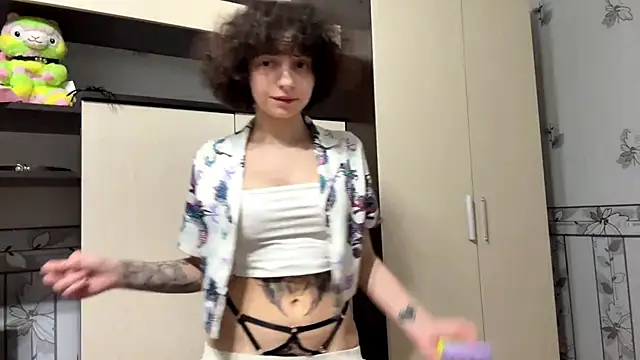 Nikatyanxx webcam
