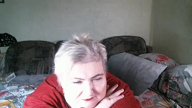 Lana555 live cam on StripChat