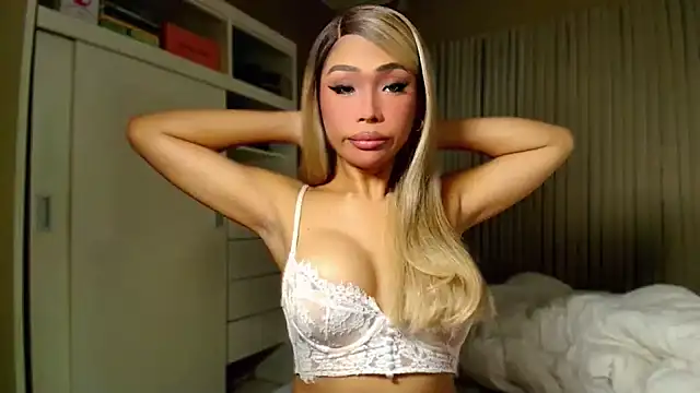venusangelic live cam on StripChat
