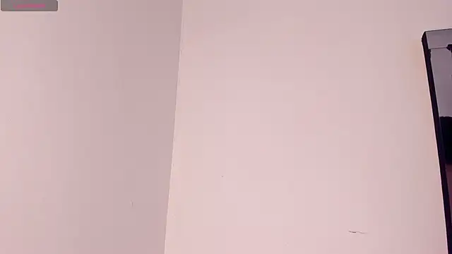 Anniewine_ webcam